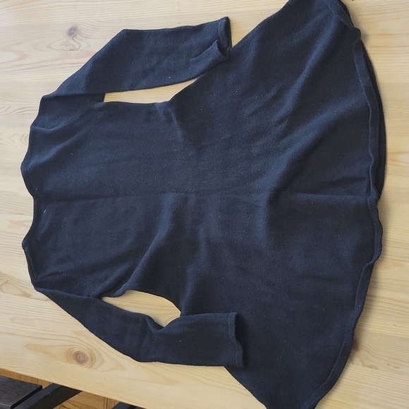 𝅺h&m Girls Knitted Dress US 4-6Y - Picture 2 of 4